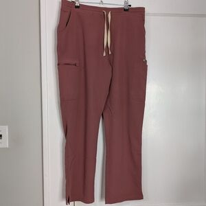 FIGS Yola Petite Scrub Pants Women’s (TW2000P) Mauve/Dusty Rose Cargo Zip Pocket